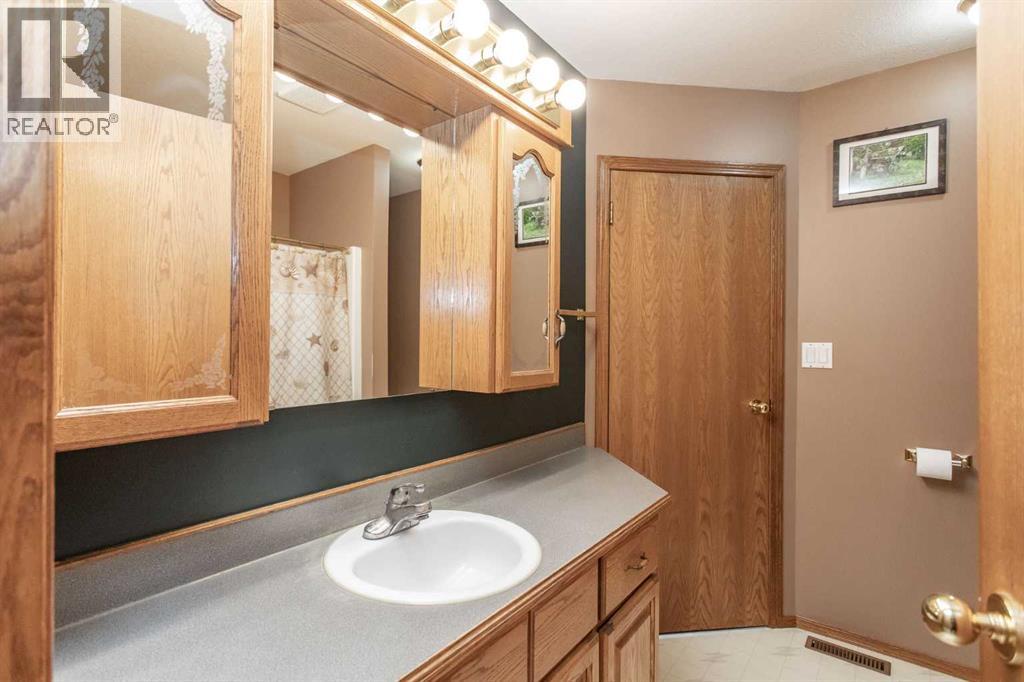 39515 Range Road 254, Rural Lacombe County, Alberta  T4L 2N4 - Photo 12 - A2302983