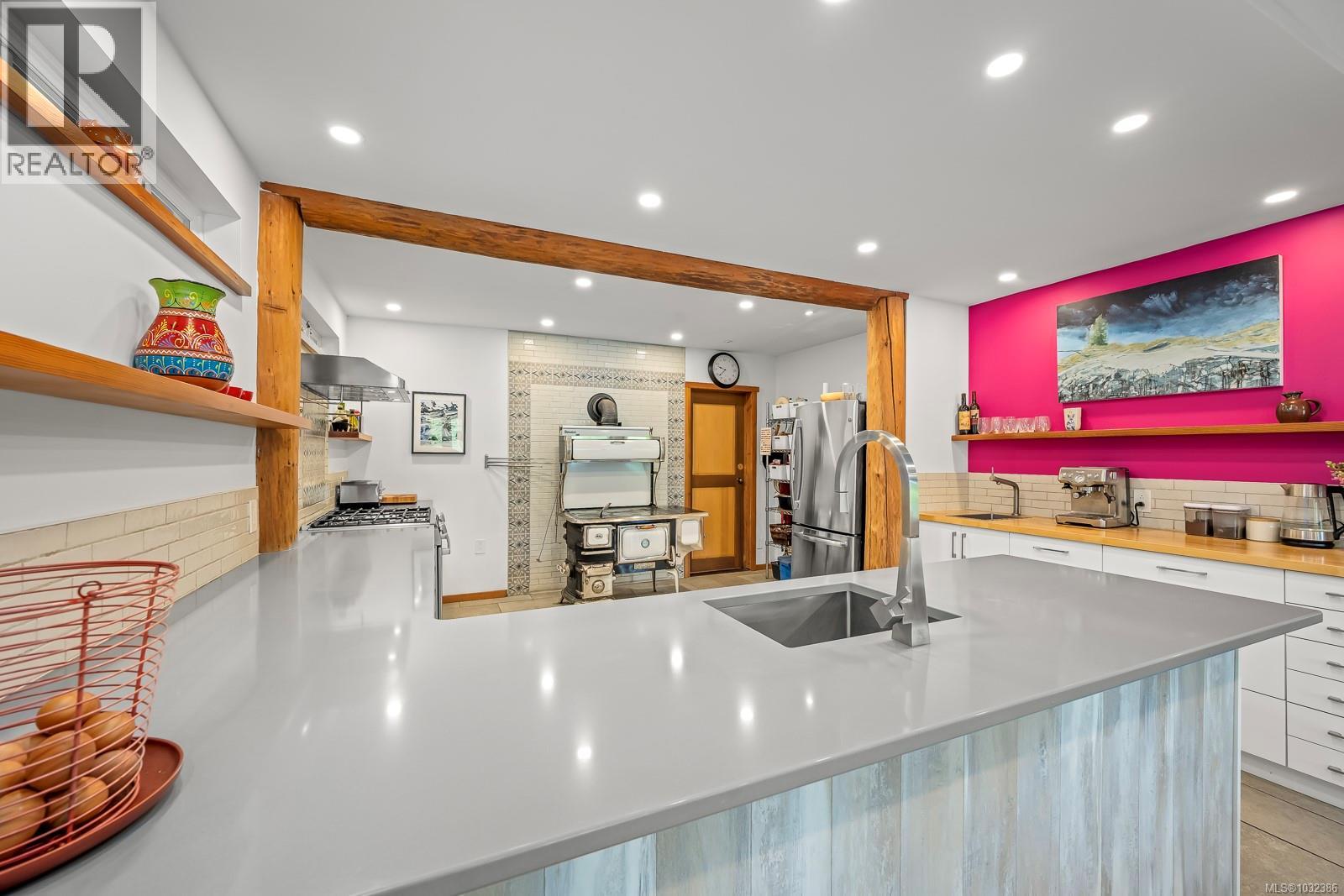 481 Olmstead Rd, Whaletown, British Columbia  V0P 1Z0 - Photo 11 - 1032386