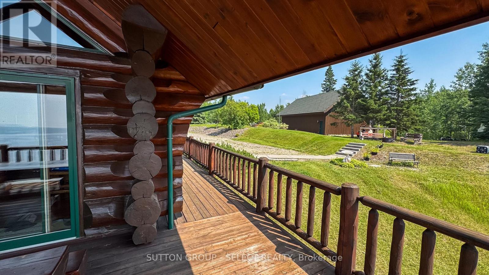 21 Peter Drive, Greenstone, Ontario  P0T 1G0 - Photo 12 - X13033432