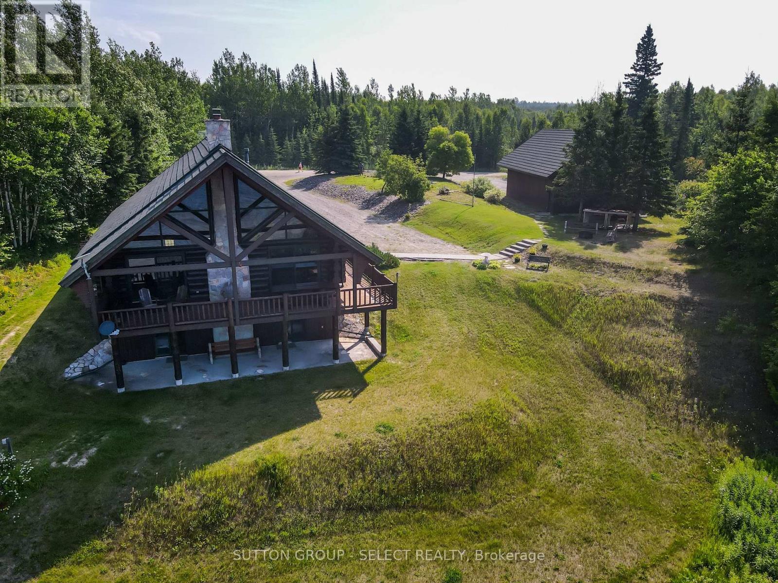 21 Peter Drive, Greenstone, Ontario  P0T 1G0 - Photo 14 - X13033432