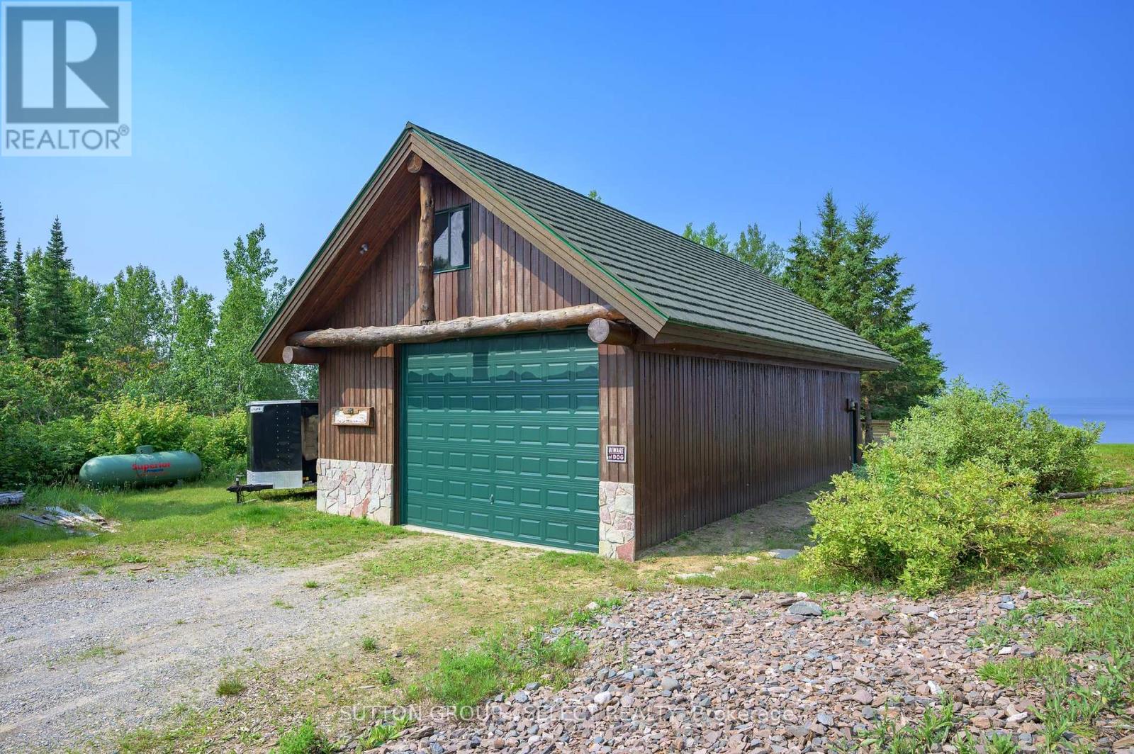 21 Peter Drive, Greenstone, Ontario  P0T 1G0 - Photo 15 - X13033432