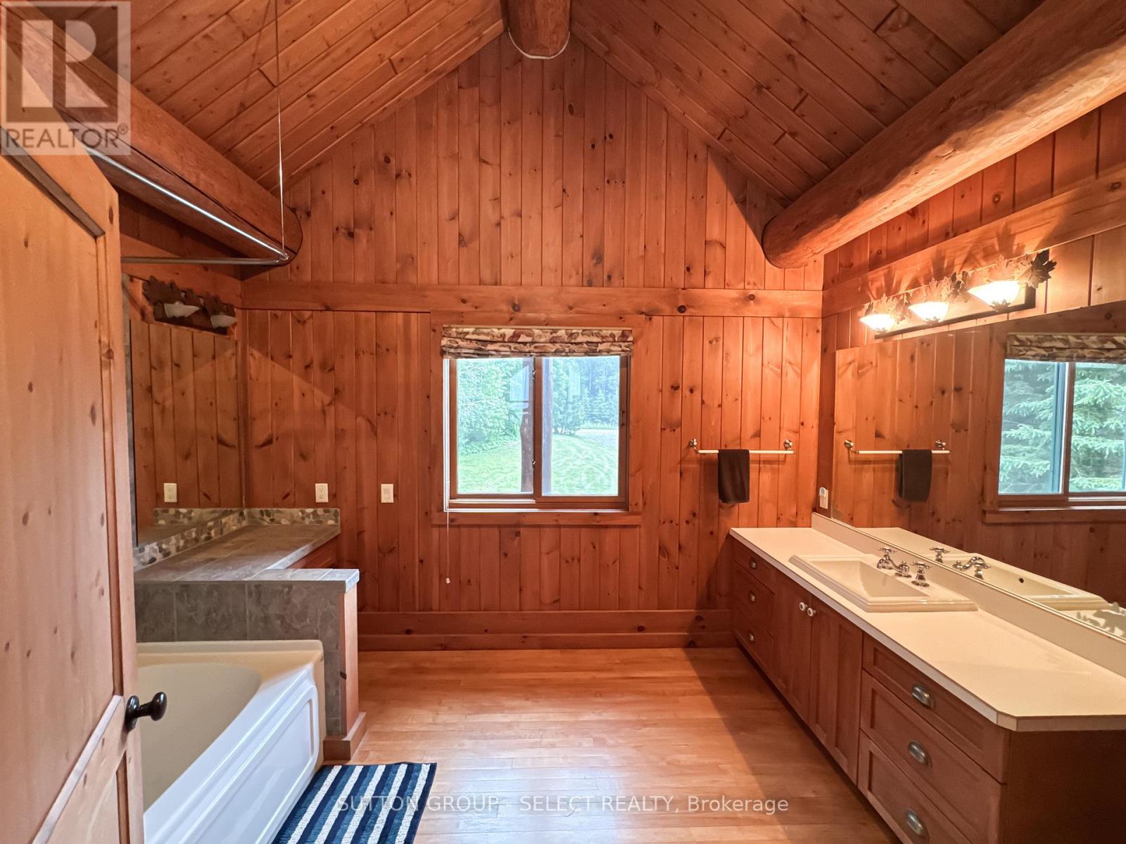 21 Peter Drive, Greenstone, Ontario  P0T 1G0 - Photo 35 - X13033432