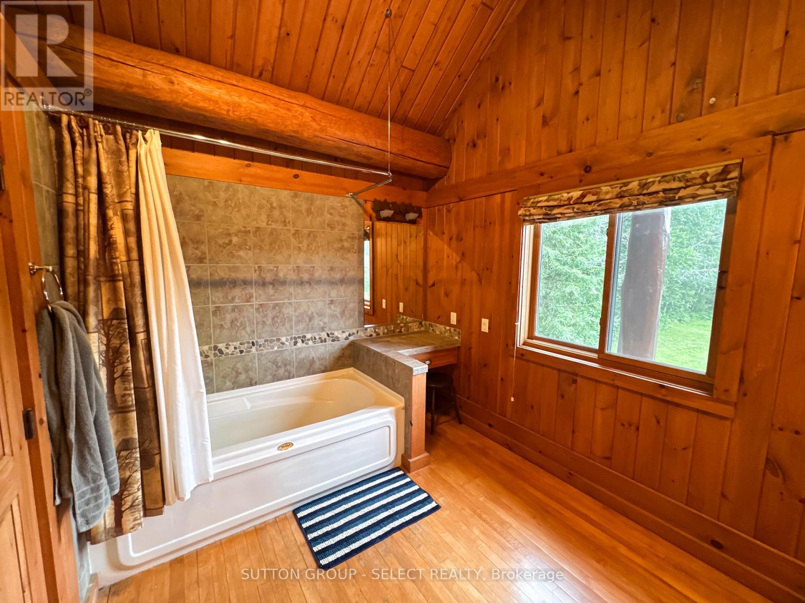 21 Peter Drive, Greenstone, Ontario  P0T 1G0 - Photo 36 - X13033432