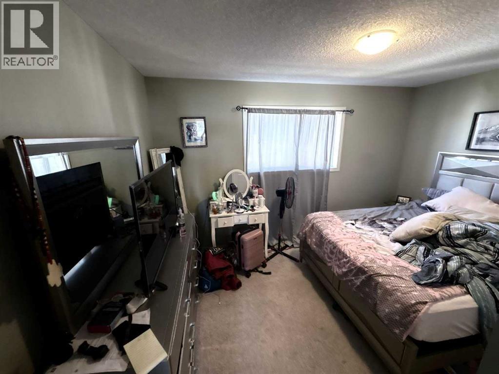 138 Saddlebrook Point Ne, Calgary, Alberta  T3J 0G3 - Photo 10 - A2304464