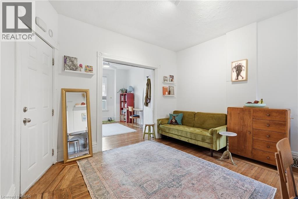 309 Mary Street, Hamilton, Ontario  L8L 4W3 - Photo 3 - 40822499