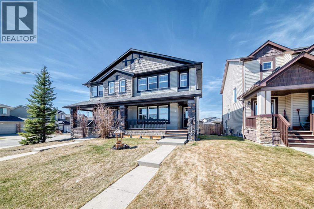 9 Panton View NW, Calgary, Alberta