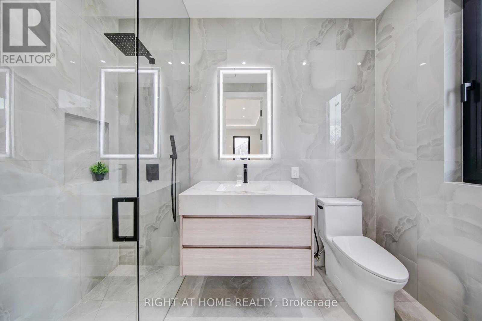 84 Mosley Street, Aurora, Ontario  L4G 1H1 - Photo 26 - N13002254