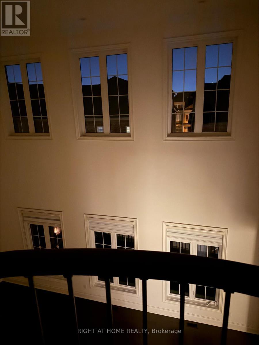 9 Strawcutter Gate, Vaughan, Ontario  L6A 4Y5 - Photo 3 - N13023460