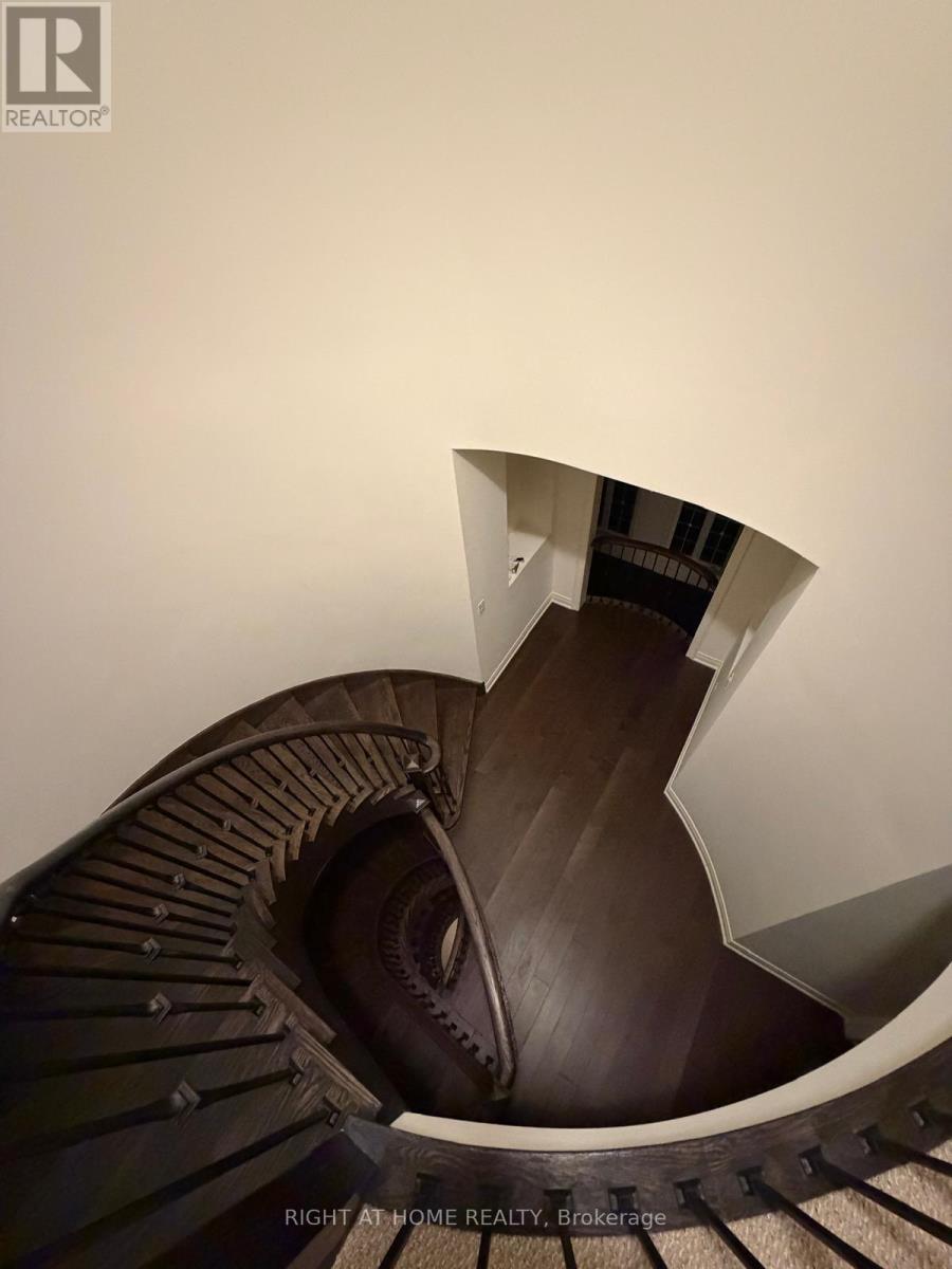 9 Strawcutter Gate, Vaughan, Ontario  L6A 4Y5 - Photo 8 - N13023460