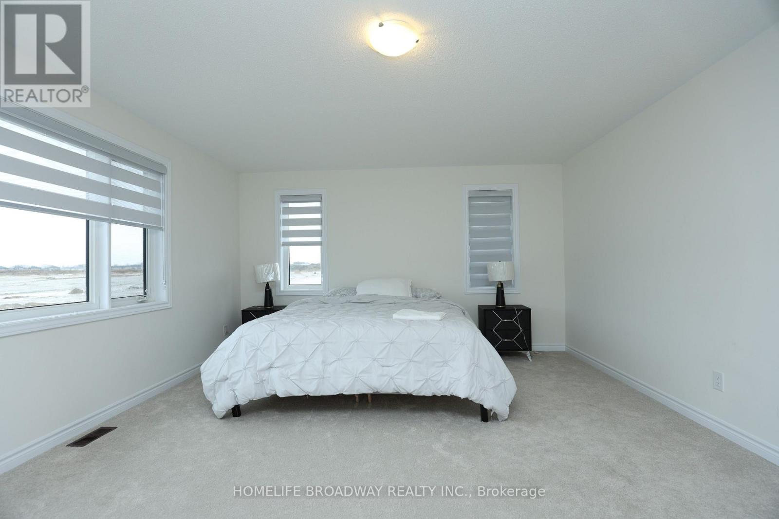 2 Rosannie Circle, Wasaga Beach, Ontario  L9Z 0N4 - Photo 11 - S13033440