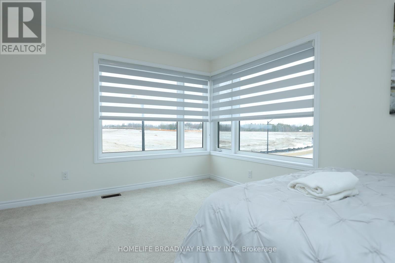 2 Rosannie Circle, Wasaga Beach, Ontario  L9Z 0N4 - Photo 15 - S13033440