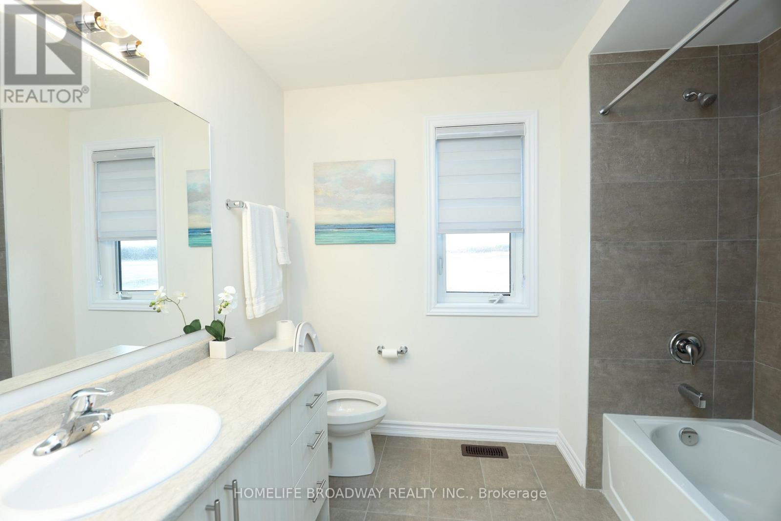 2 Rosannie Circle, Wasaga Beach, Ontario  L9Z 0N4 - Photo 17 - S13033440