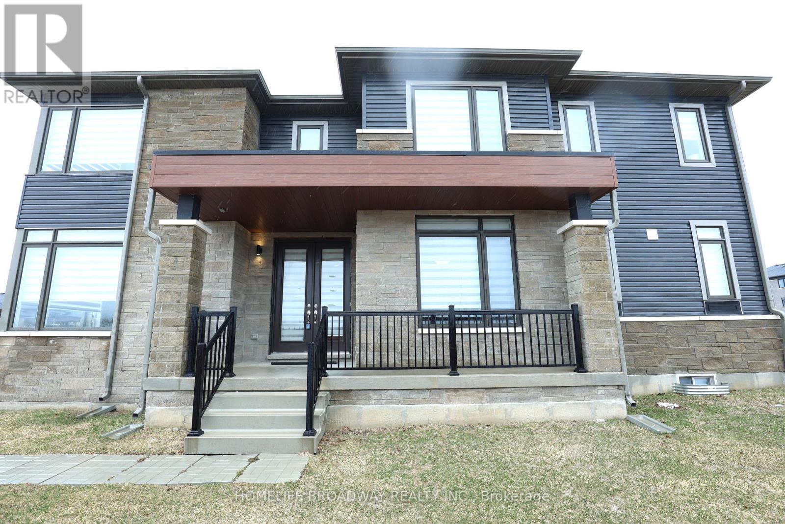 2 Rosannie Circle, Wasaga Beach, Ontario  L9Z 0N4 - Photo 2 - S13033440