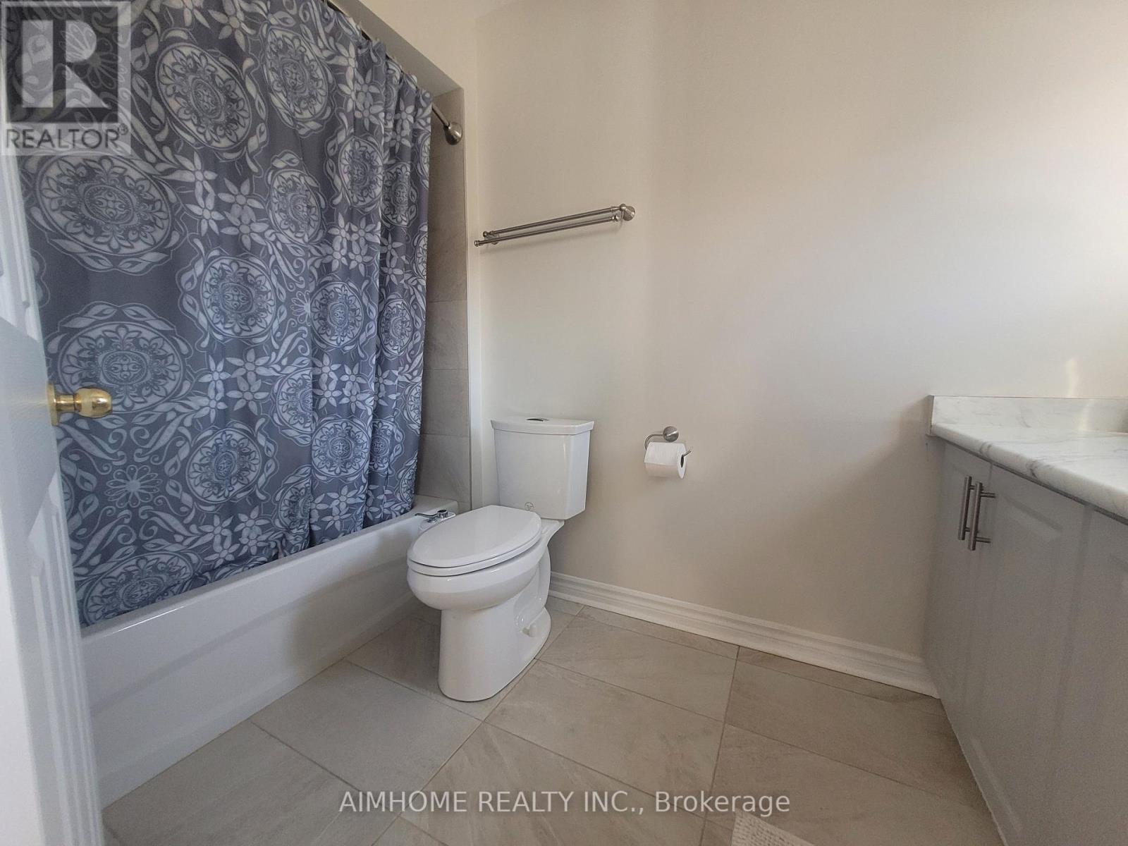 42 Piane Avenue, Brampton, Ontario  L6Y 4X9 - Photo 12 - W13033458