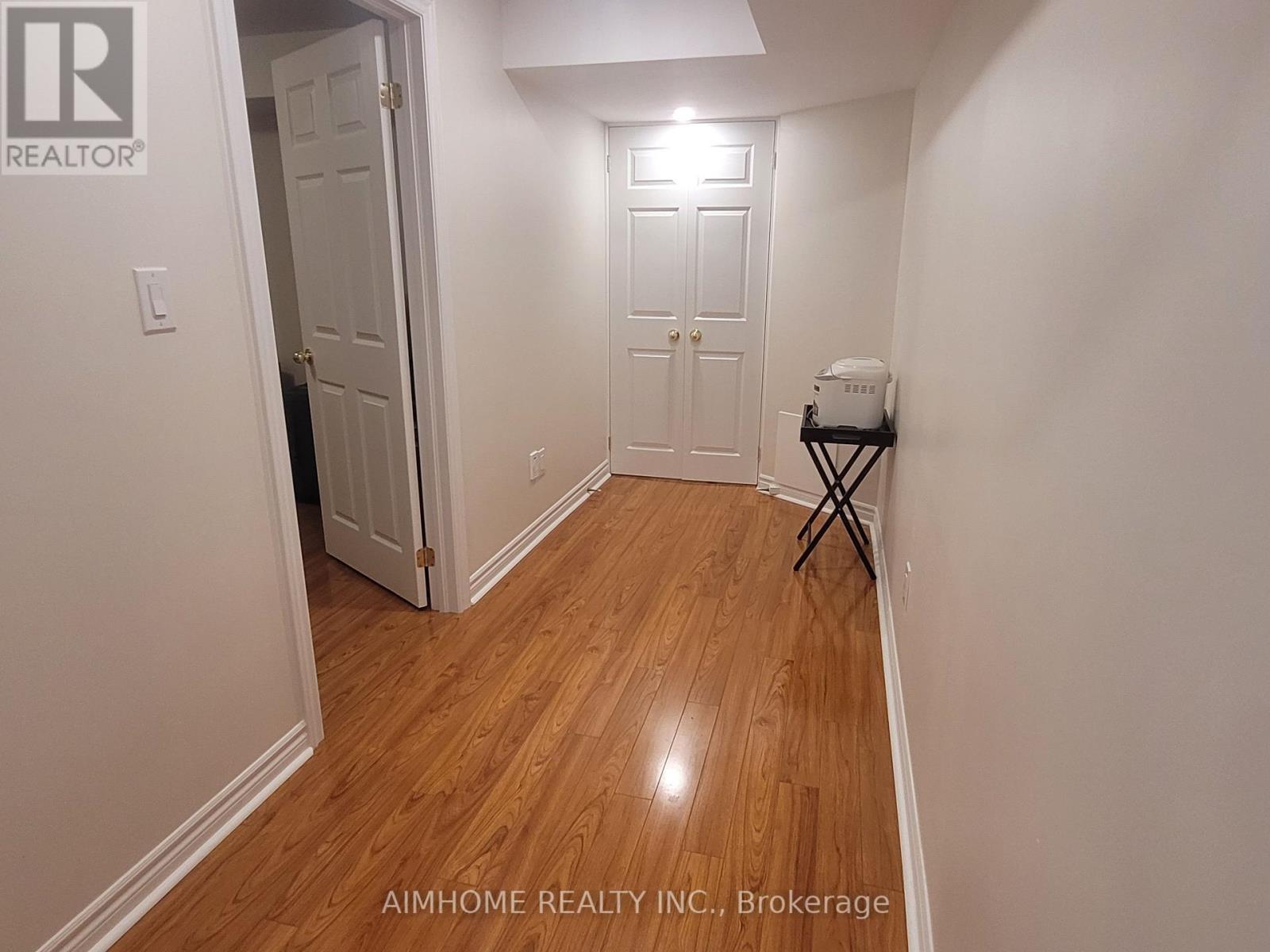 42 Piane Avenue, Brampton, Ontario  L6Y 4X9 - Photo 17 - W13033458