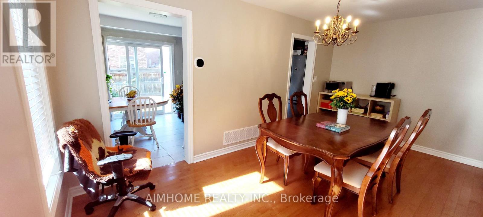 42 Piane Avenue, Brampton, Ontario  L6Y 4X9 - Photo 6 - W13033458