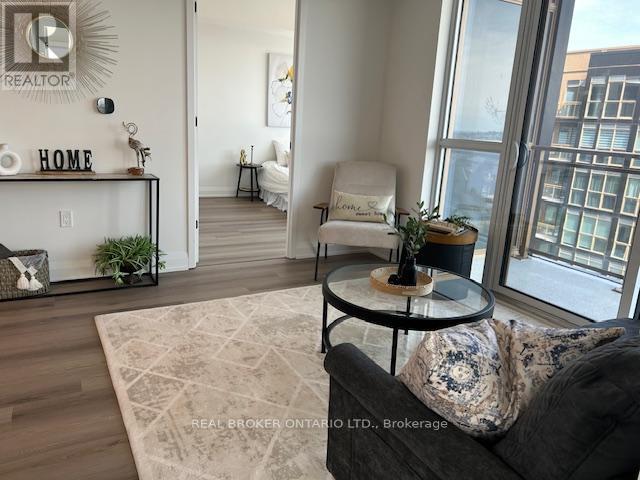 703 - 2333 Khalsa Gate, Oakville, Ontario  L6M 0X7 - Photo 5 - W13033462