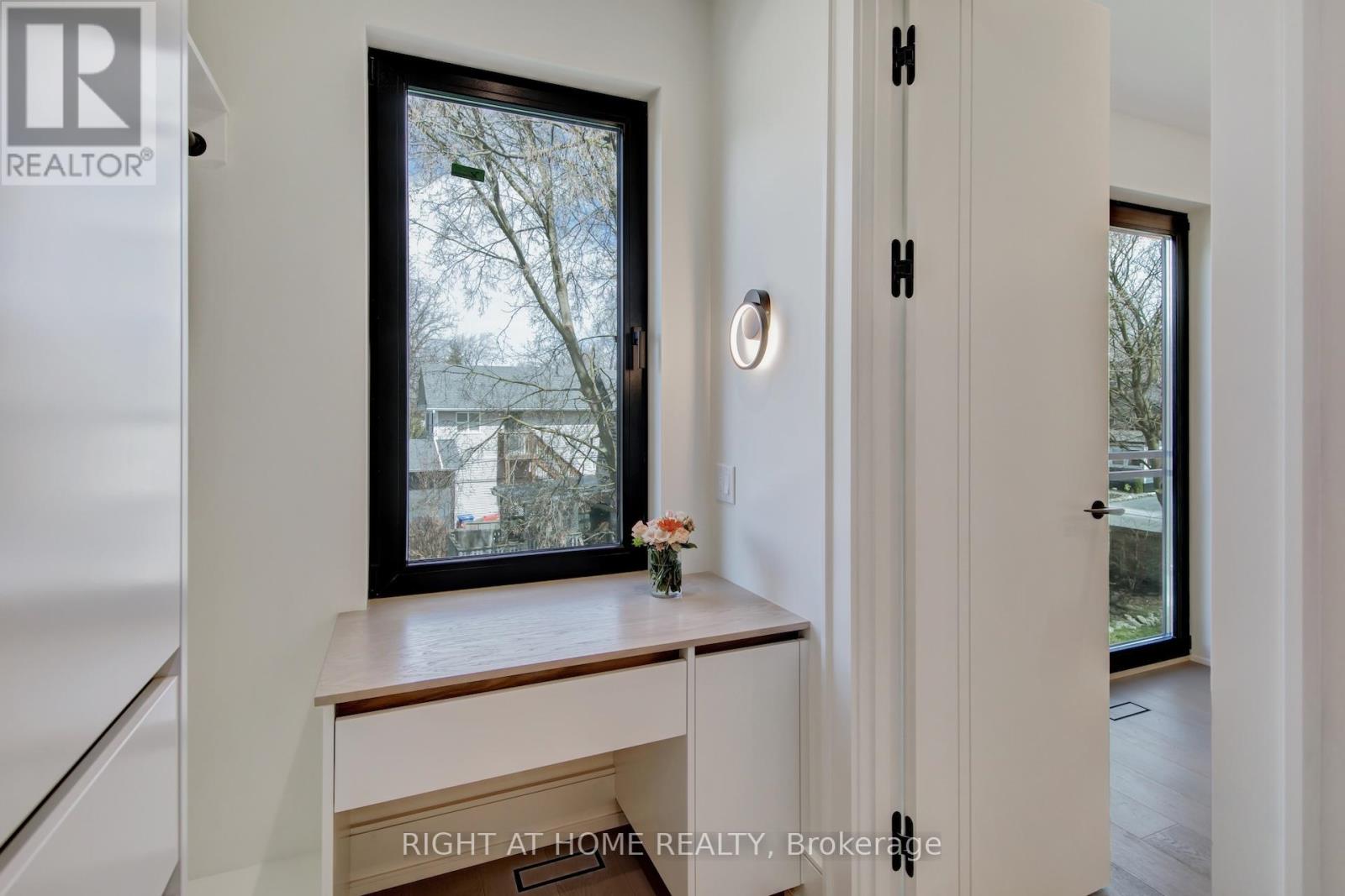 84 Mosley Street, Aurora, Ontario  L4G 1H1 - Photo 40 - N13002254