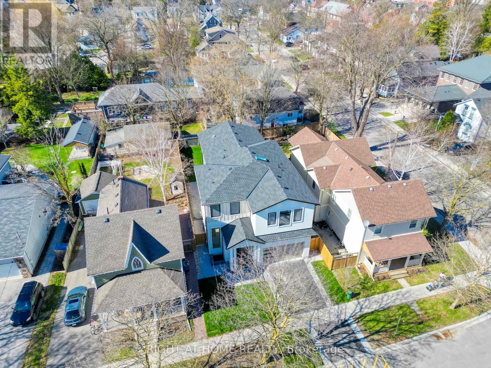 84 Mosley Street, Aurora, Ontario  L4G 1H1 - Photo 44 - N13002254