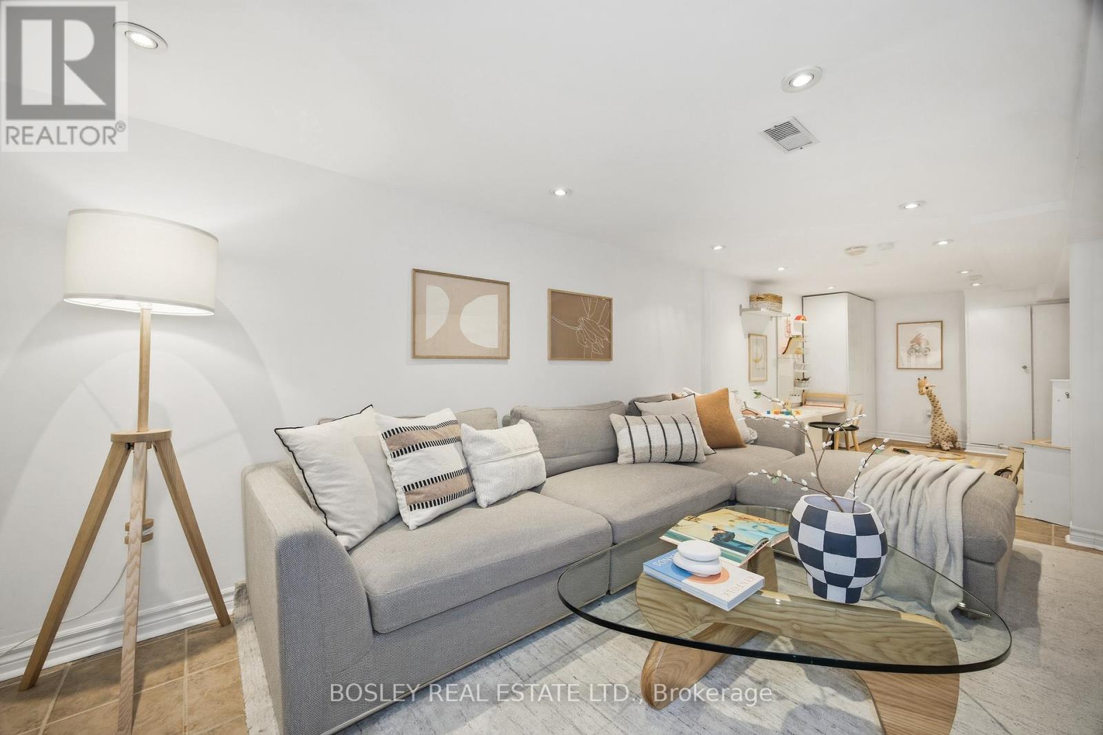 118 Mountjoy Avenue, Toronto, Ontario  M4J 1J8 - Photo 24 - E13032902