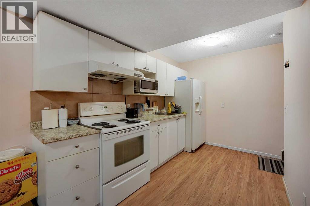 14 Marthas Close Ne, Calgary, Alberta  T3J 4P2 - Photo 37 - A2300029