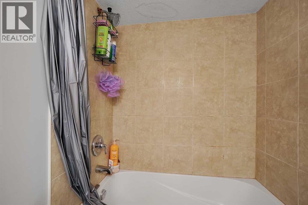 14 Marthas Close Ne, Calgary, Alberta  T3J 4P2 - Photo 35 - A2300029