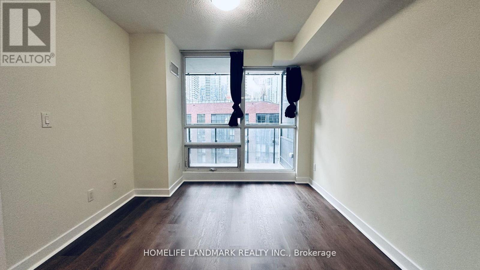 605 - 295 Adelaide Street W, Toronto, Ontario  M5V 0L4 - Photo 11 - C13033478