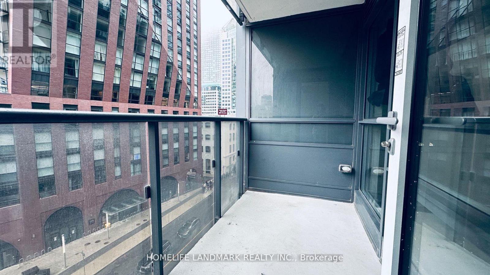 605 - 295 Adelaide Street W, Toronto, Ontario  M5V 0L4 - Photo 15 - C13033478