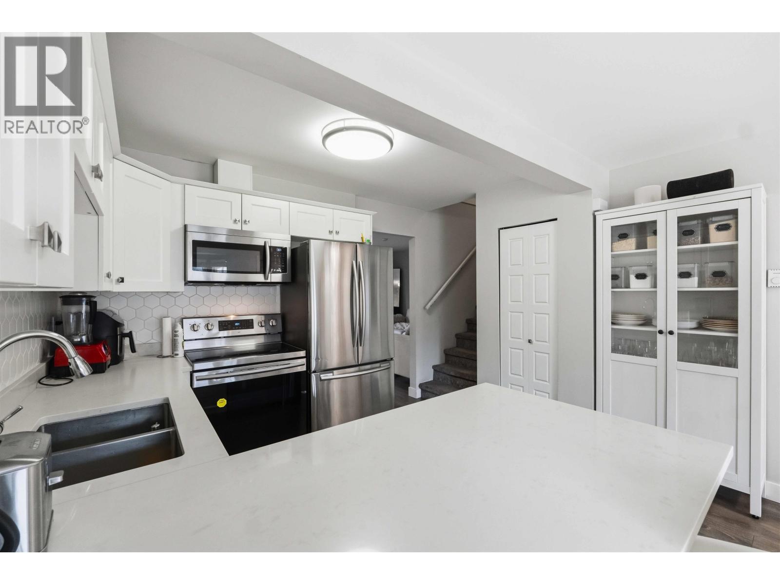 22 11757 207 Street, Maple Ridge, British Columbia  V2X 1X4 - Photo 3 - R3114990