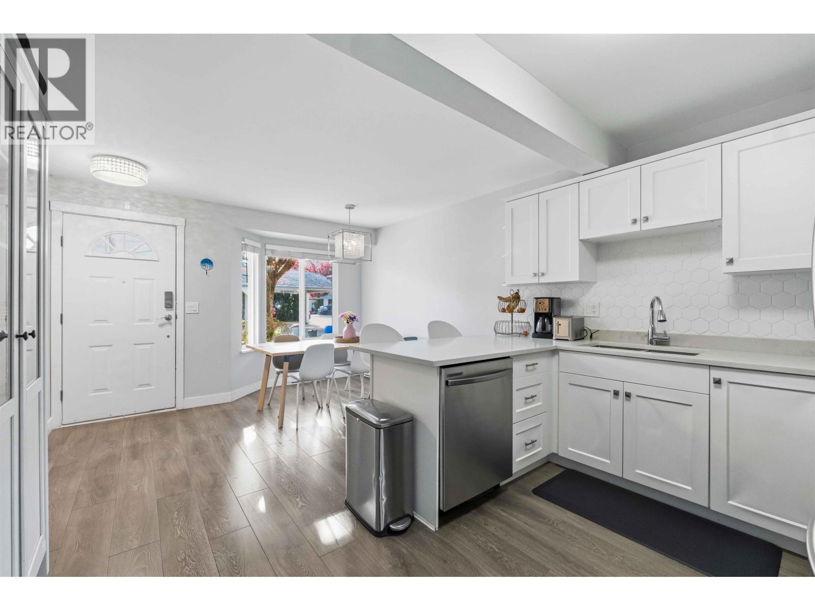 22 11757 207 Street, Maple Ridge, British Columbia  V2X 1X4 - Photo 6 - R3114990