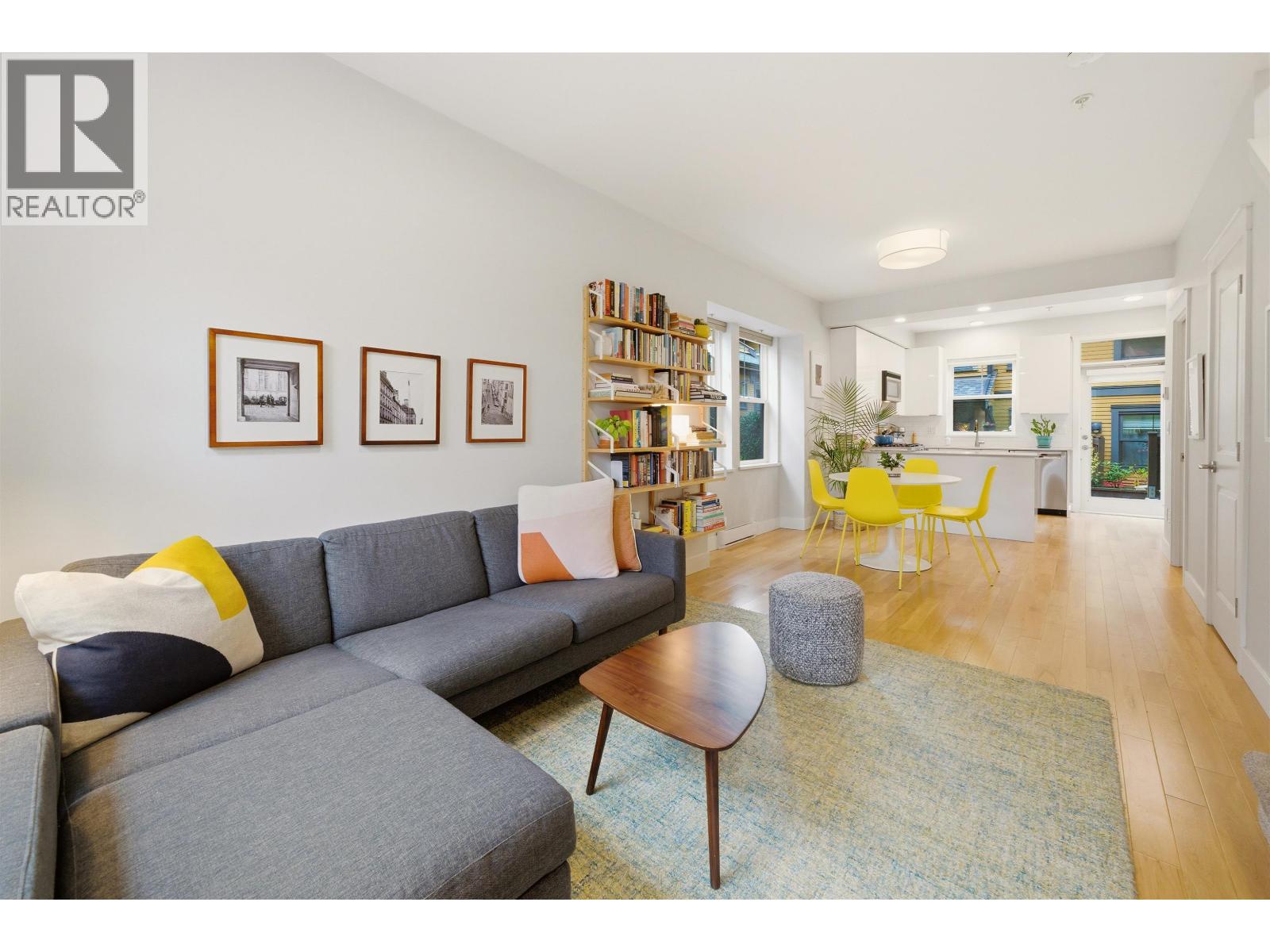 1837 Charles Street, Vancouver, British Columbia  V5L 0B2 - Photo 4 - R3114995