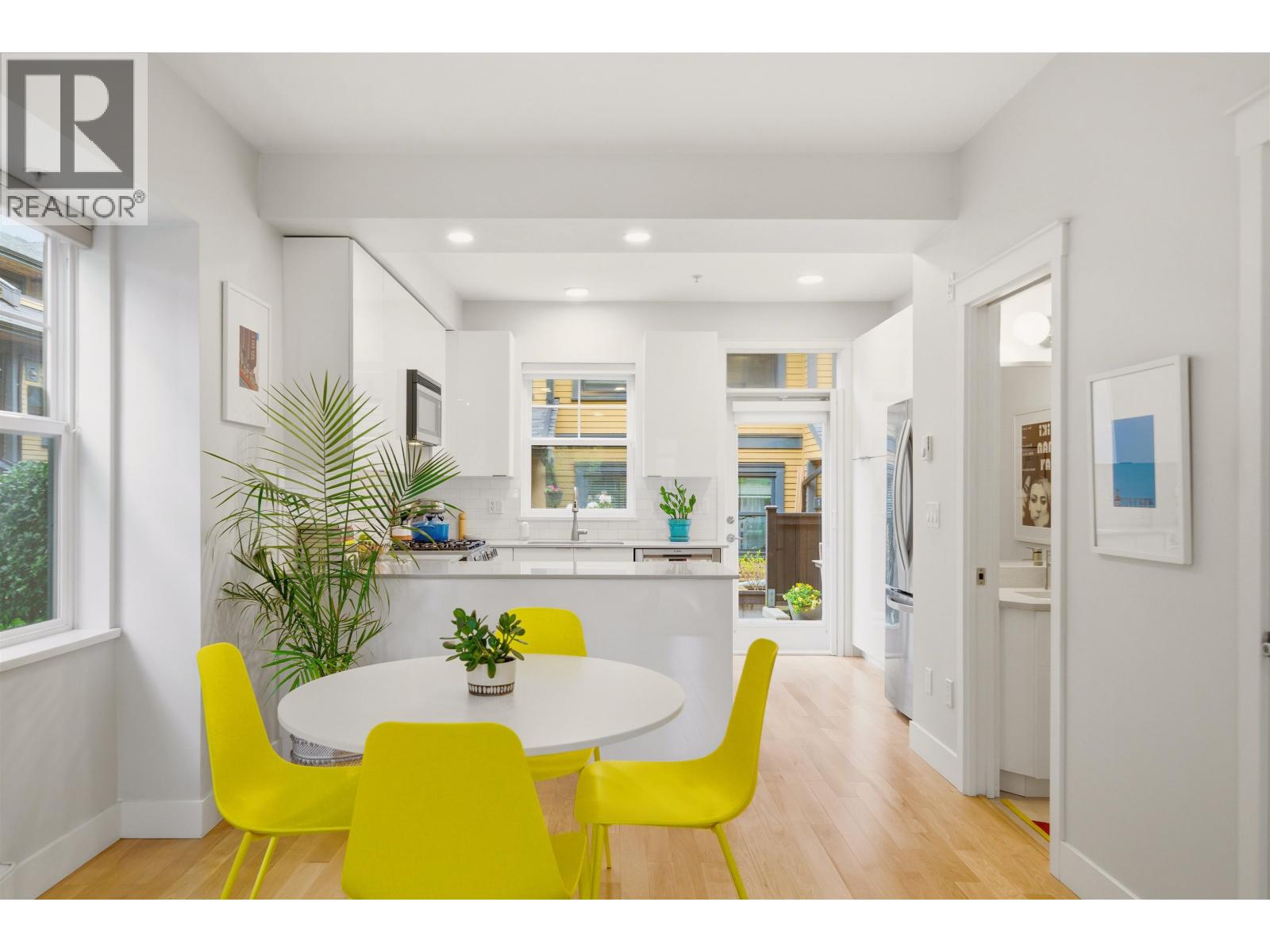 1837 Charles Street, Vancouver, British Columbia  V5L 0B2 - Photo 8 - R3114995