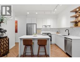 320 3229 ST JOHNS STREET, Port Moody, British Columbia