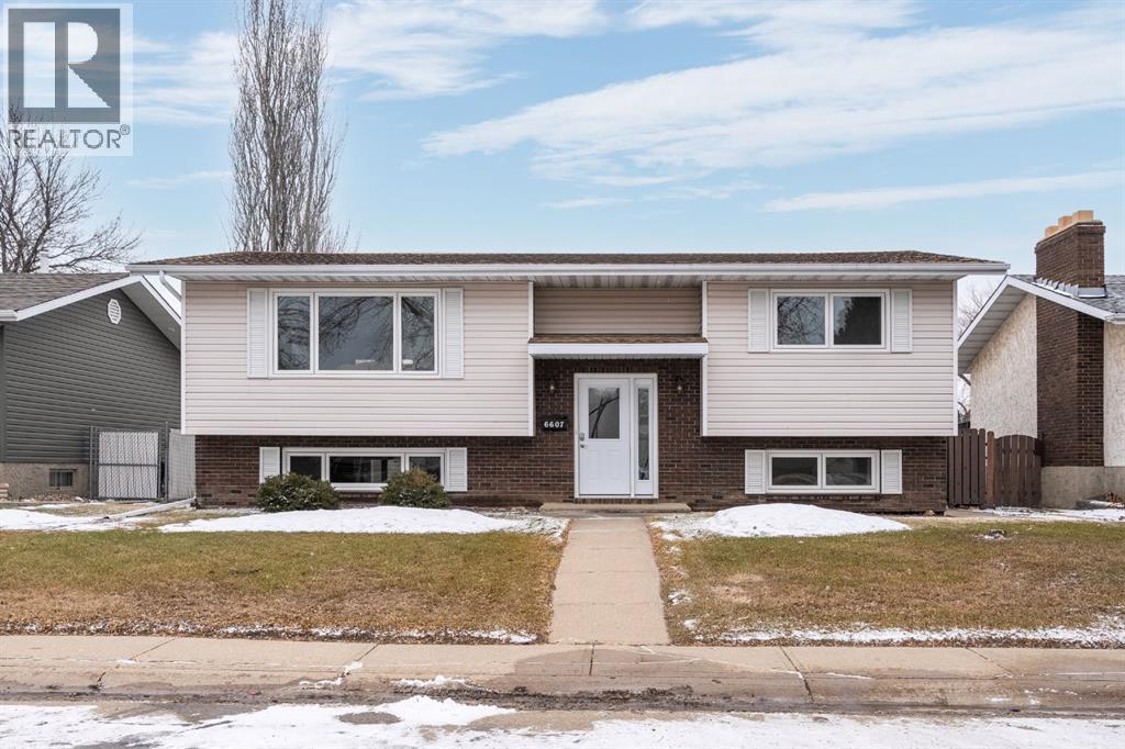 6607 44 Avenue, Camrose, Alberta  T4V 3L1 - Photo 1 - A2303700