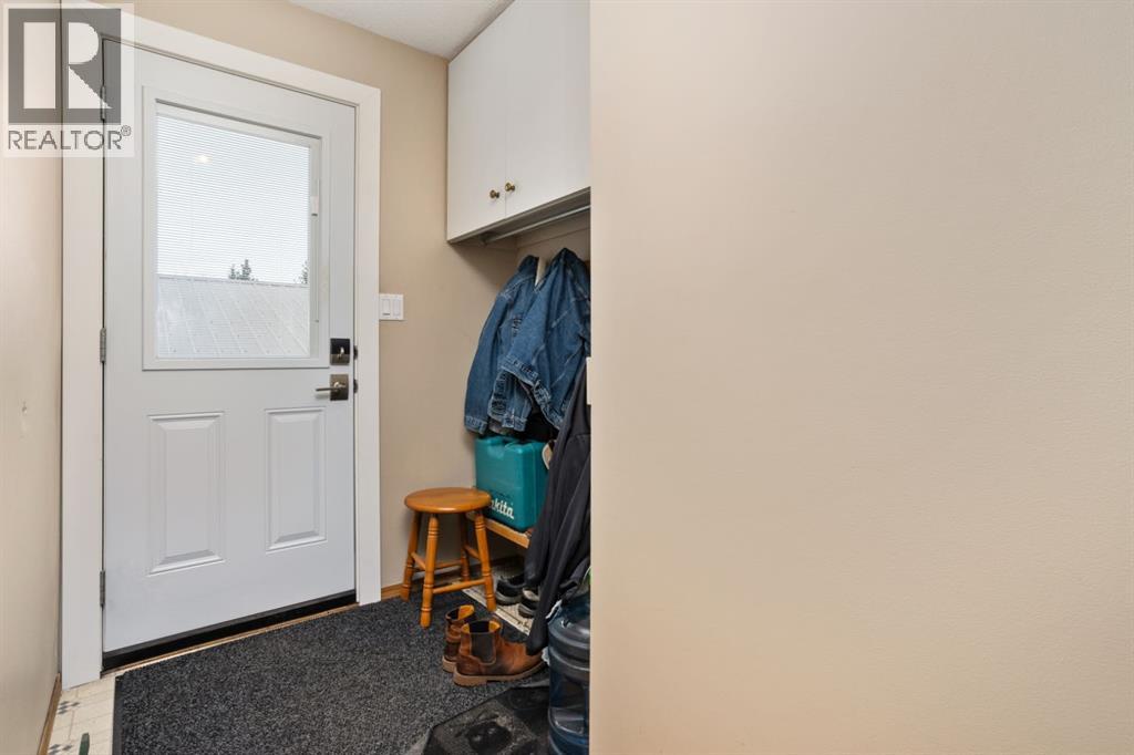 6607 44 Avenue, Camrose, Alberta  T4V 3L1 - Photo 10 - A2303700