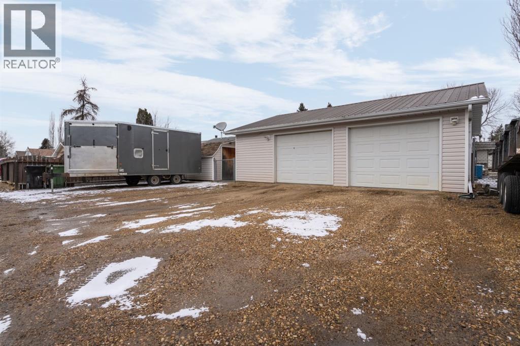 6607 44 Avenue, Camrose, Alberta  T4V 3L1 - Photo 31 - A2303700