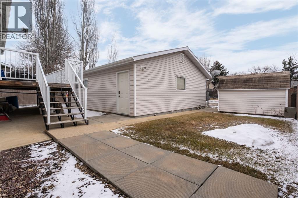 6607 44 Avenue, Camrose, Alberta  T4V 3L1 - Photo 27 - A2303700