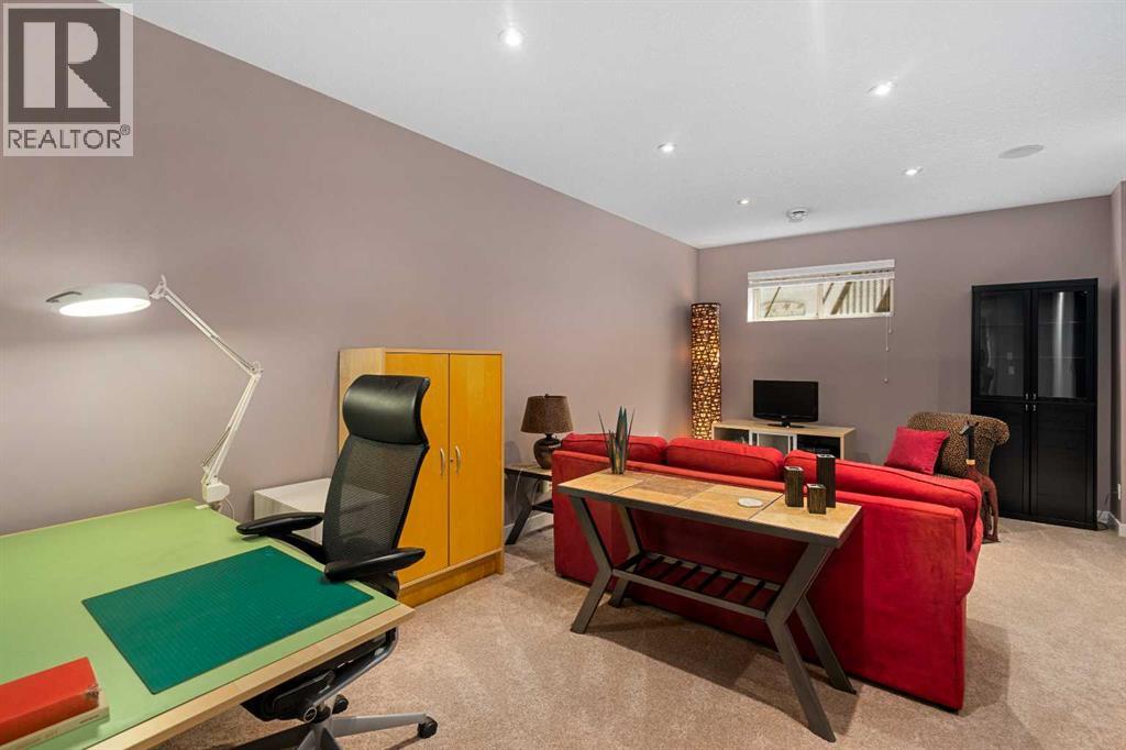 521 9 Avenue Ne, Calgary, Alberta  T2E 0W2 - Photo 31 - A2294400