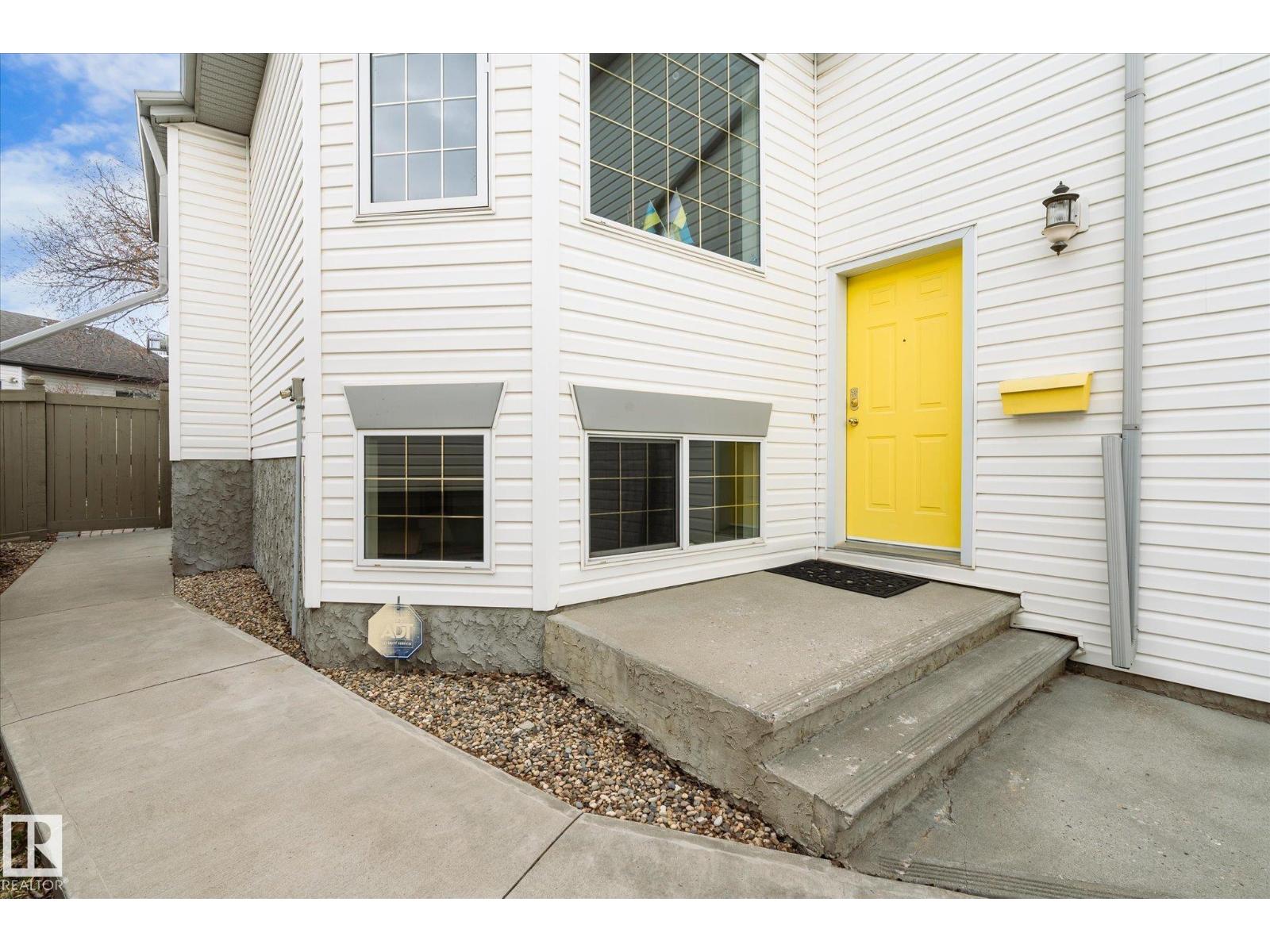 11440 118 St Nw, Edmonton, Alberta  T5G 3J3 - Photo 3 - E4483647