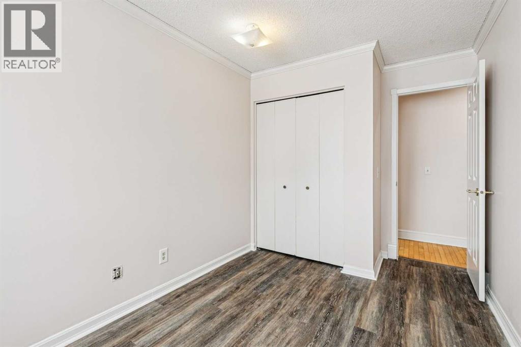 131 Woodglen Way Sw, Calgary, Alberta  T2W 4L9 - Photo 17 - A2298404