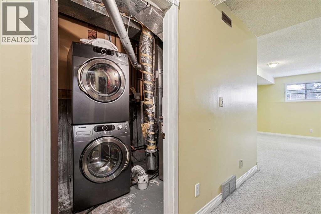 131 Woodglen Way Sw, Calgary, Alberta  T2W 4L9 - Photo 26 - A2298404