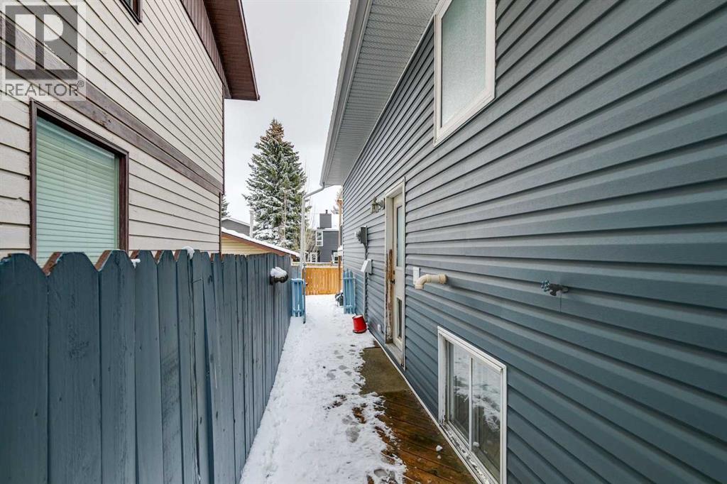 131 Woodglen Way Sw, Calgary, Alberta  T2W 4L9 - Photo 28 - A2298404