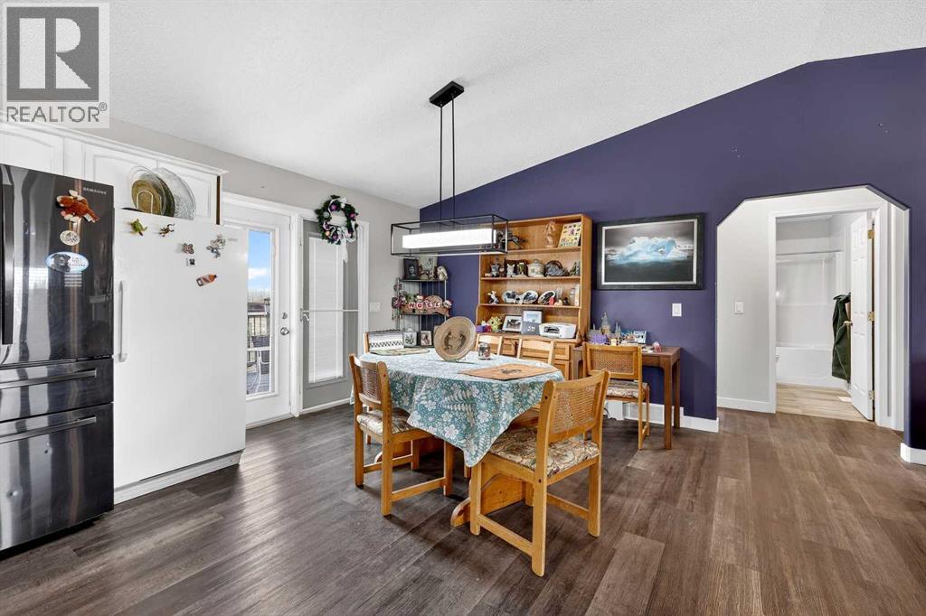 270092 Glenmore Trail, Rural Rocky View County, Alberta  T0J 1X0 - Photo 23 - A2298656