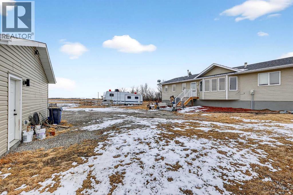 270092 Glenmore Trail, Rural Rocky View County, Alberta  T0J 1X0 - Photo 7 - A2298656