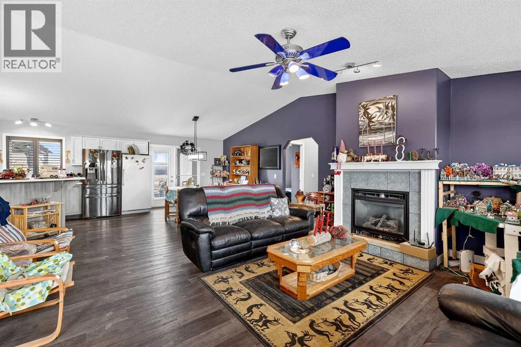 270092 Glenmore Trail, Rural Rocky View County, Alberta  T0J 1X0 - Photo 21 - A2298656