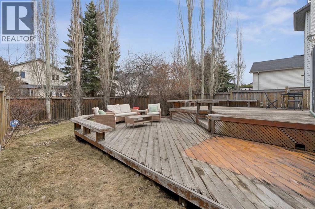 72 Mt Apex Green SE, Calgary, Alberta  T2Z 2V4 - Photo 22 - A2302021