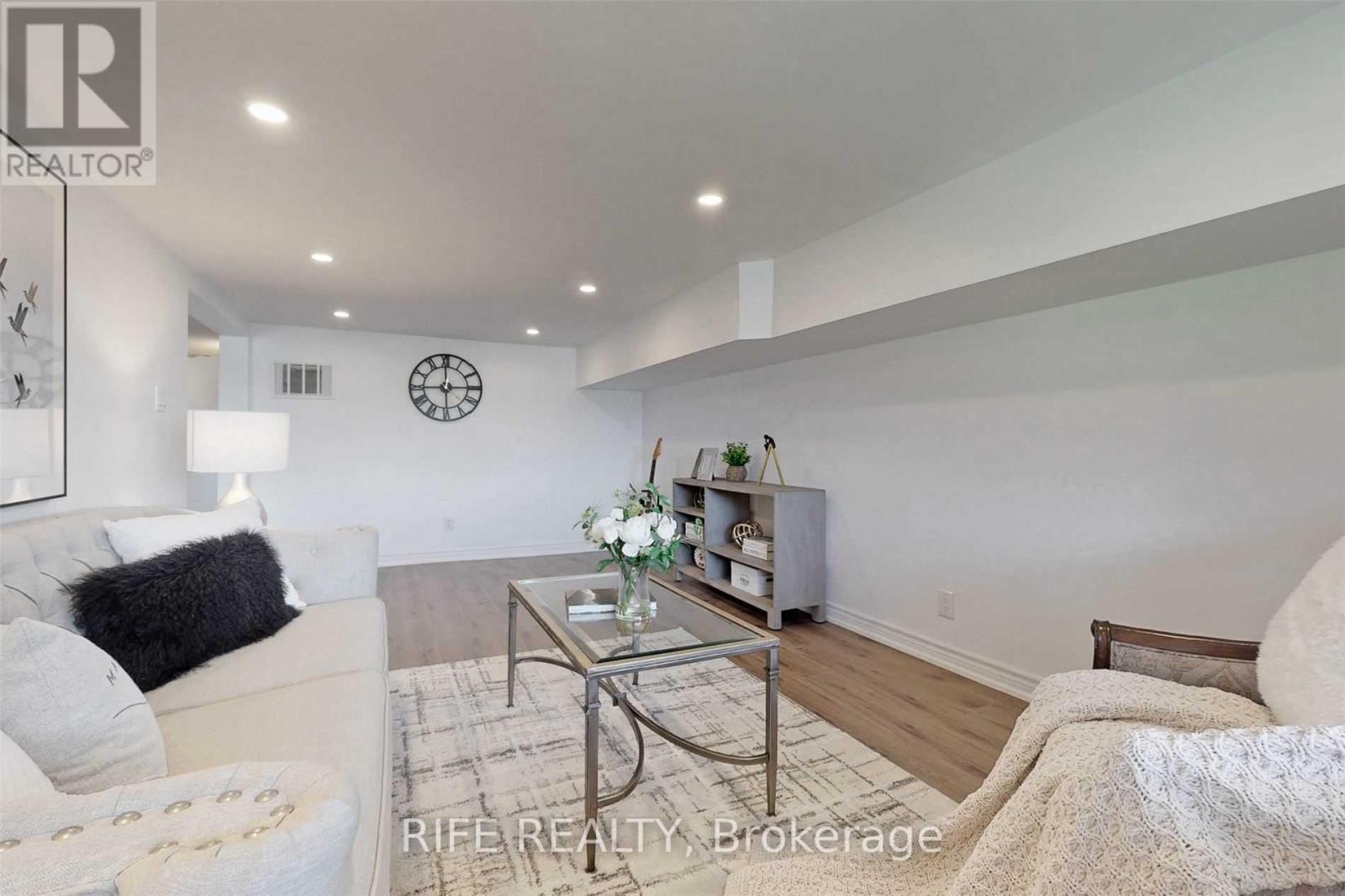 41 Connor Drive, Whitchurch-Stouffville, Ontario  L4A 7X3 - Photo 13 - N13033476