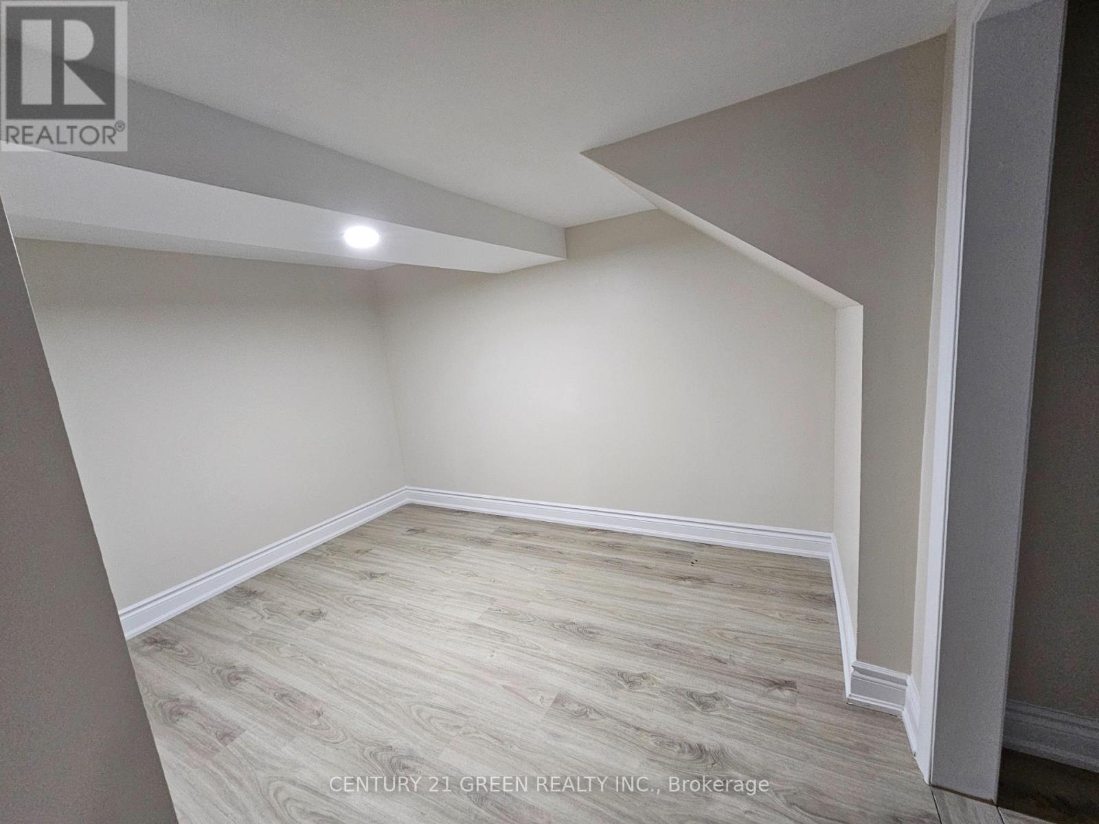 Unknown Address, ,     - Photo 10 - W13033474