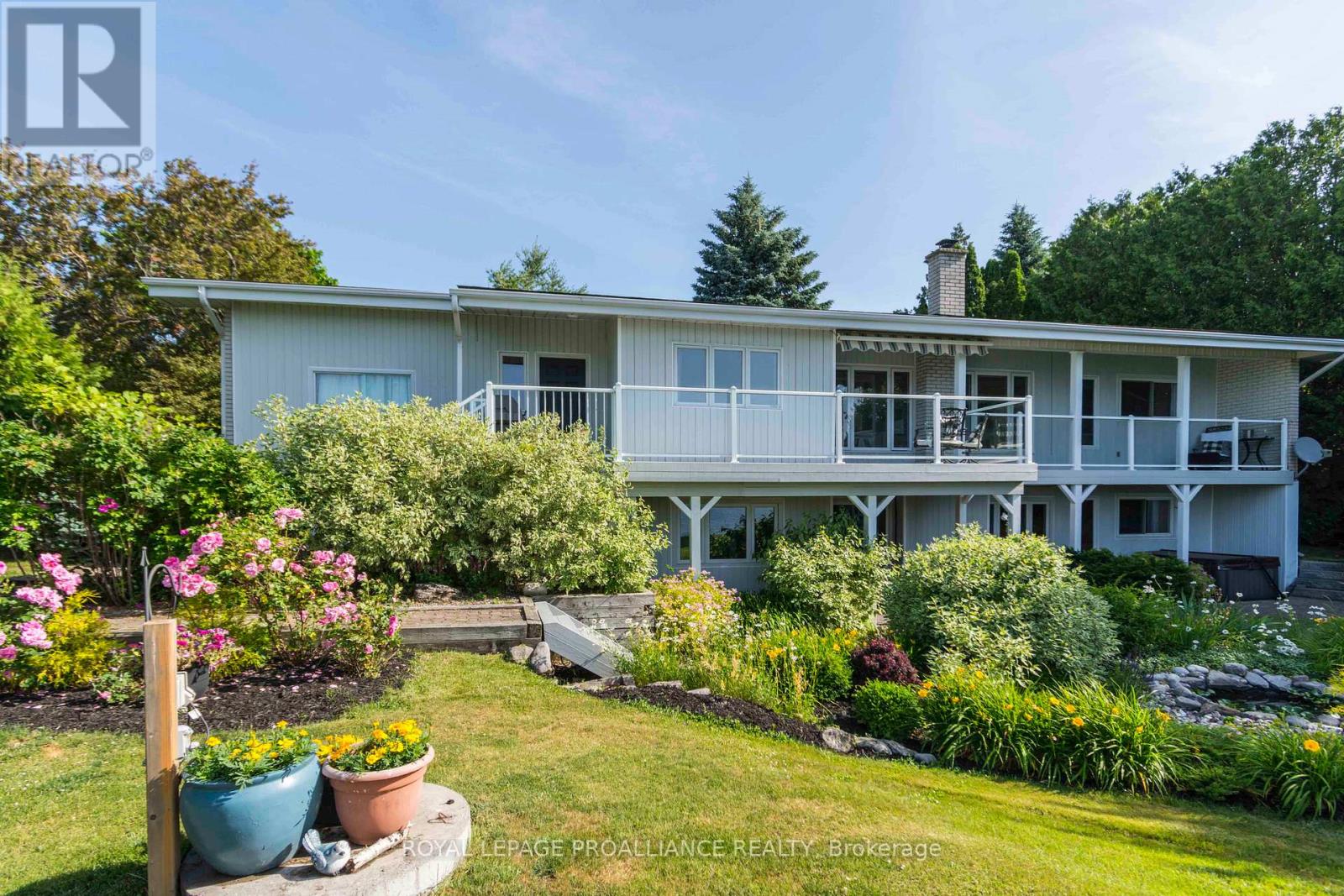 9 DORTHY DRIVE, Quinte West, Ontario