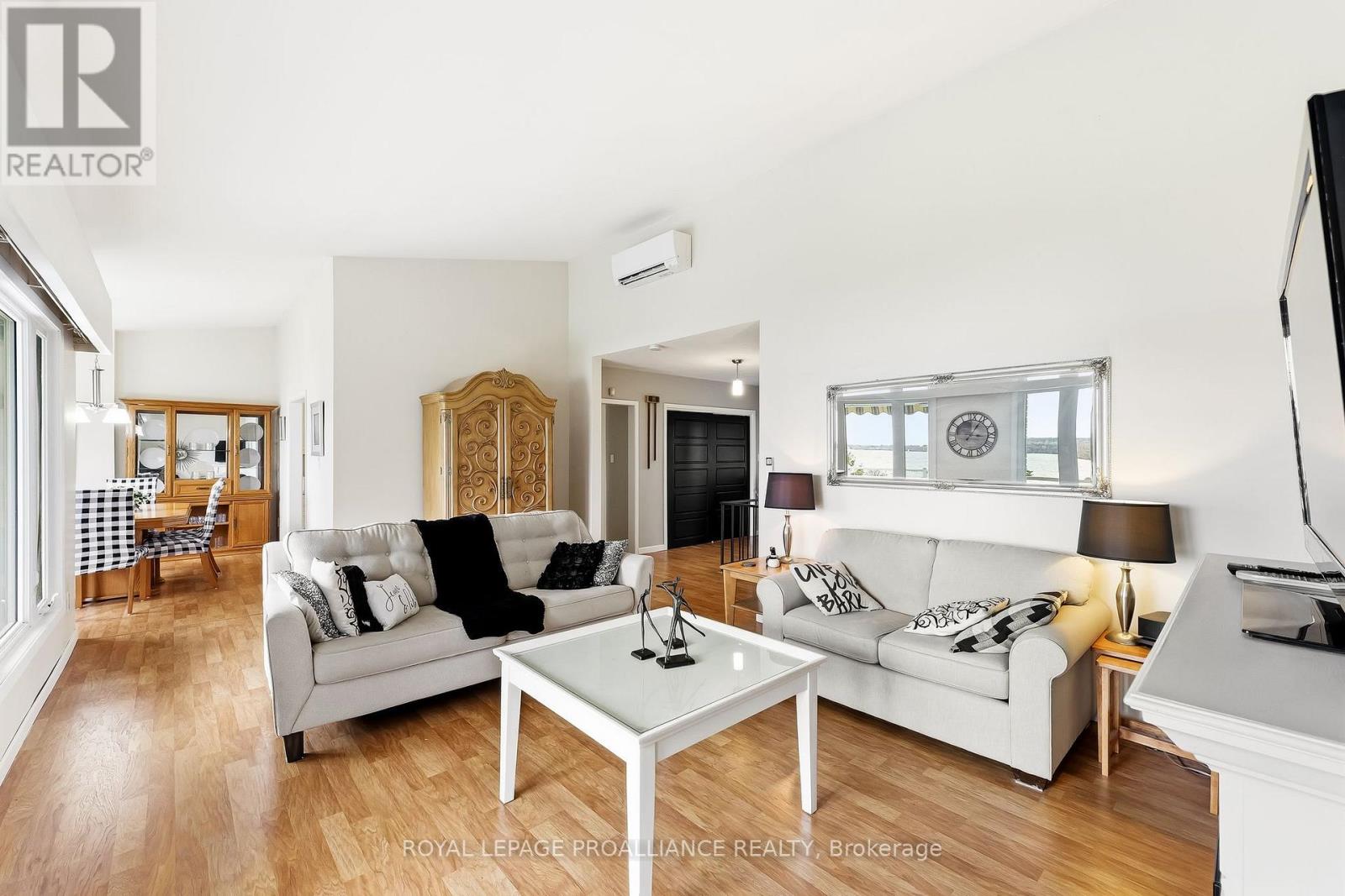 9 Dorthy Drive, Quinte West, Ontario  K8V 5P5 - Photo 8 - X13026054